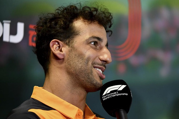 daniel ricciardo piloto mclaren